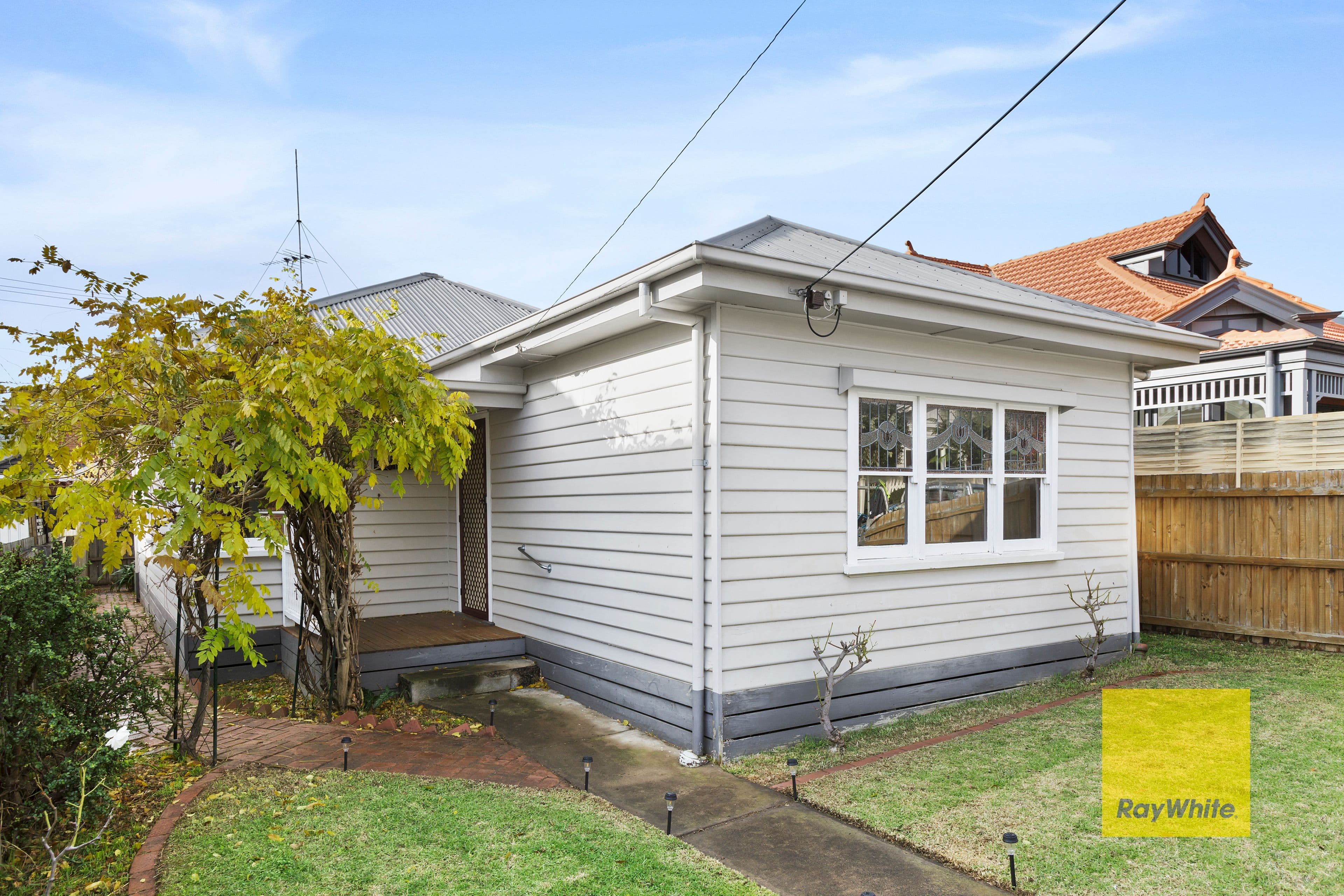 27 Cumberland Street, Newtown VIC 3220, Newtown - Thumbnail 2