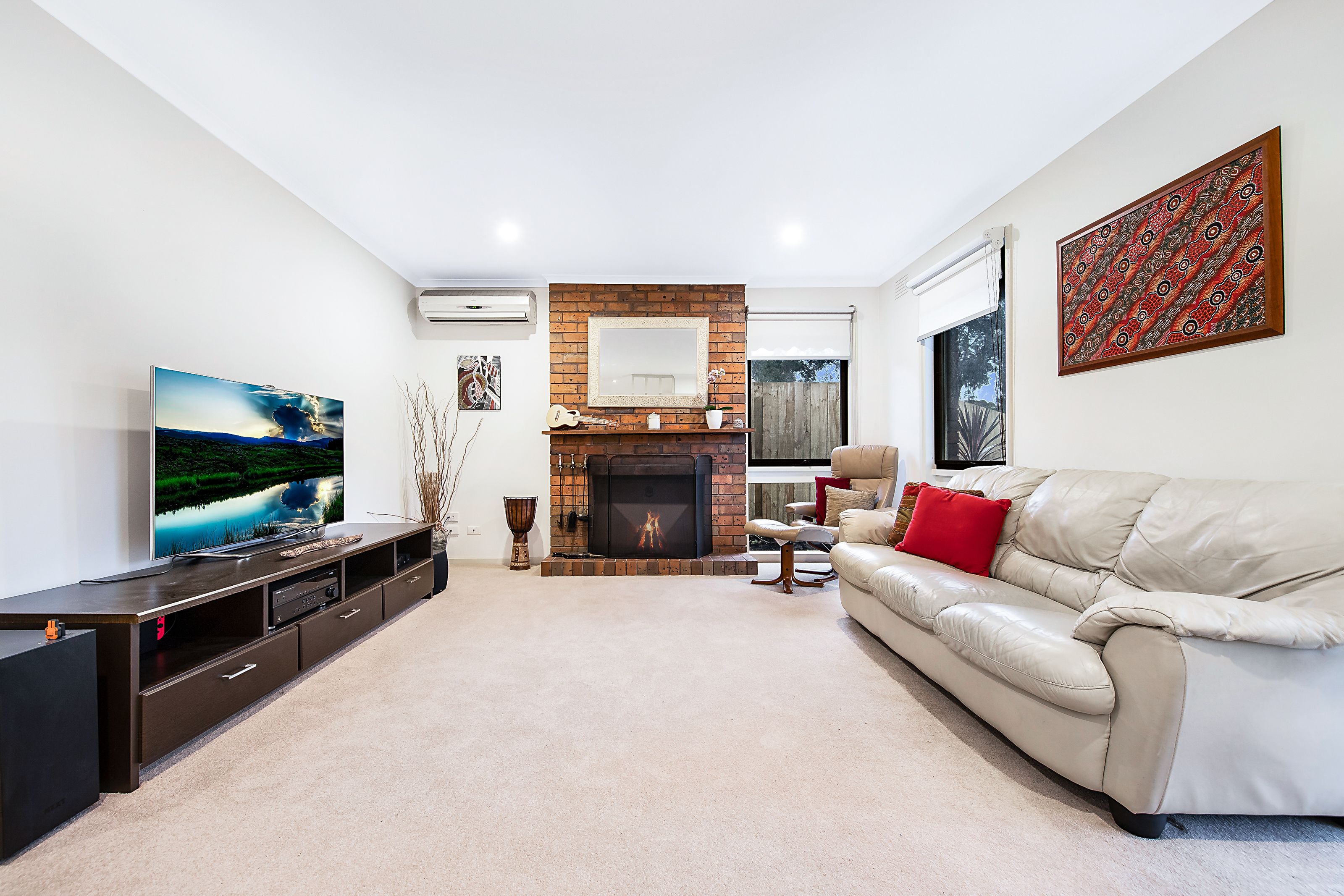 178 Dandelion Drive, Rowville VIC 3178, Rowville - Thumbnail 2