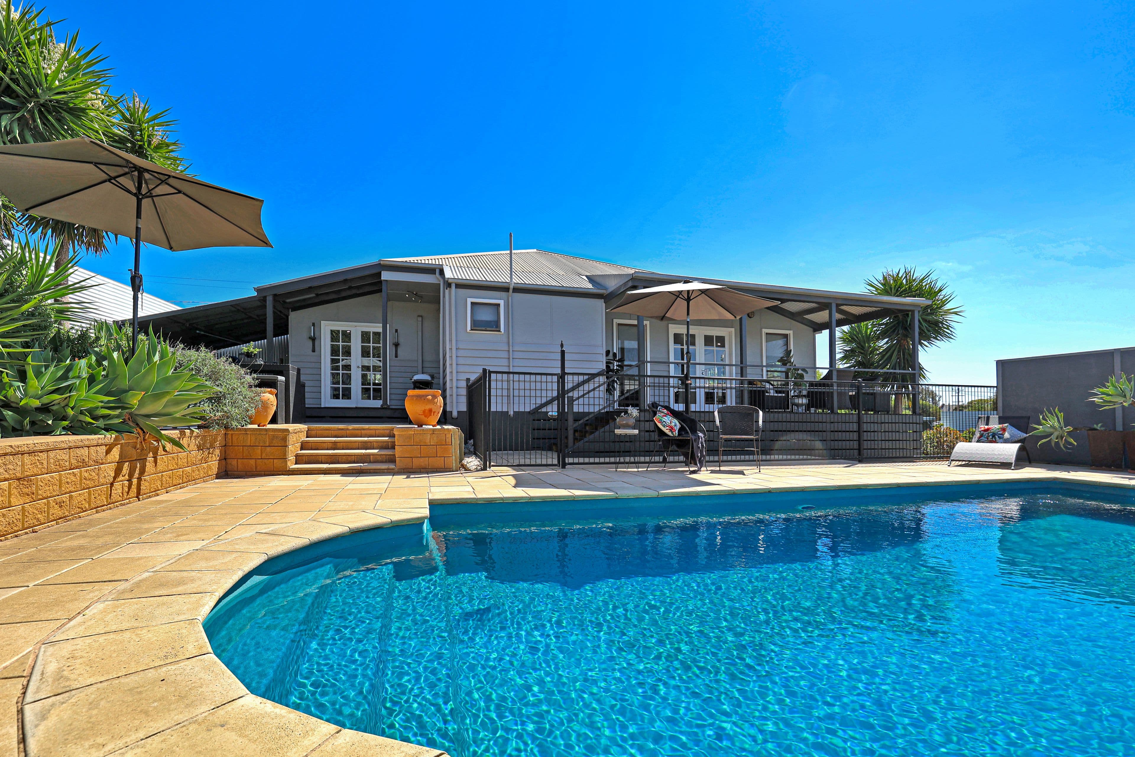 28 Cooper Street, Ouyen VIC 3490, Ouyen - Image 1