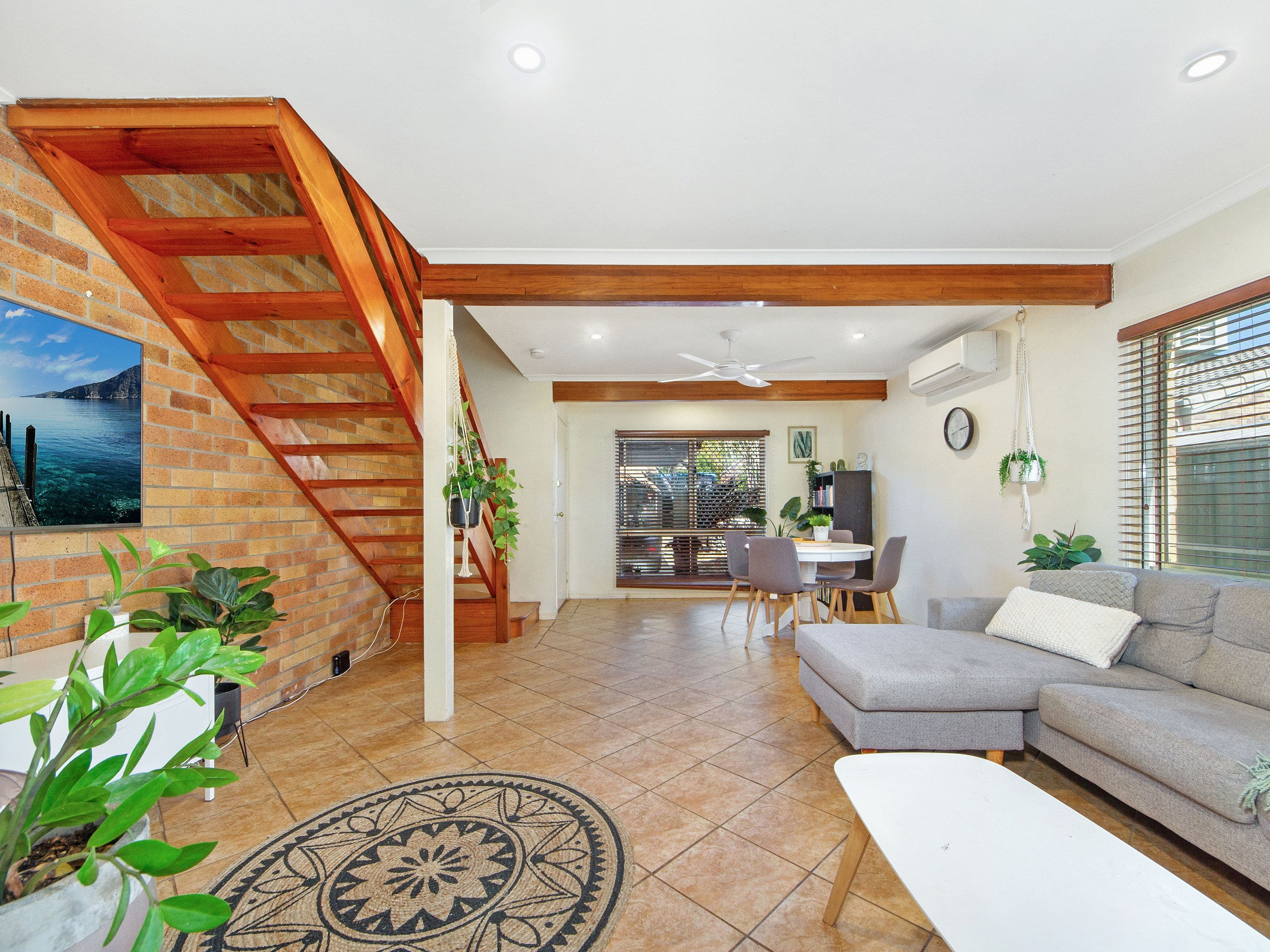 159 Pappas Way, Carrara QLD 4211, Carrara - Thumbnail 2