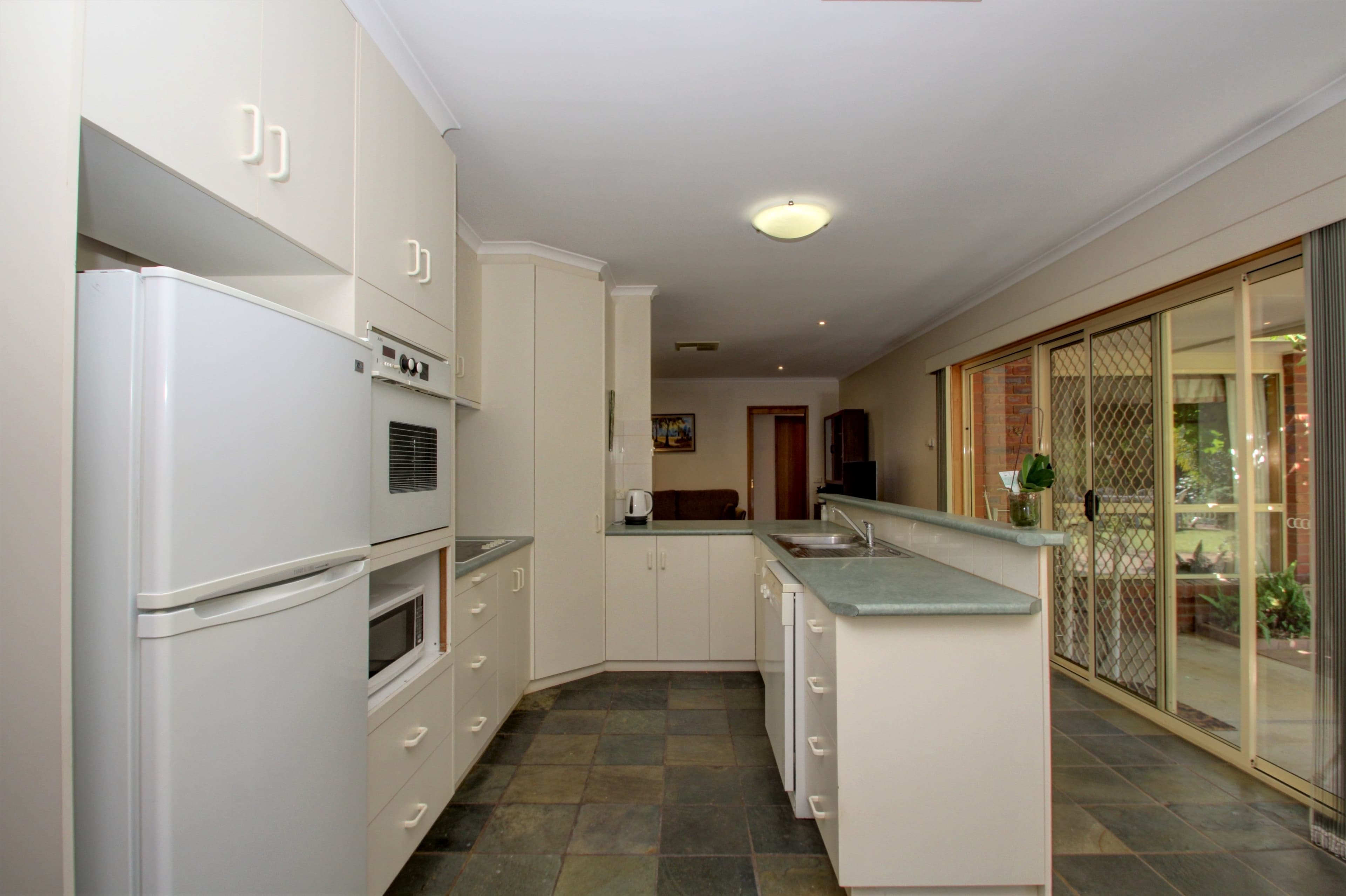 1 Sunrise Court, Cobram VIC 3644, Cobram - Thumbnail 7