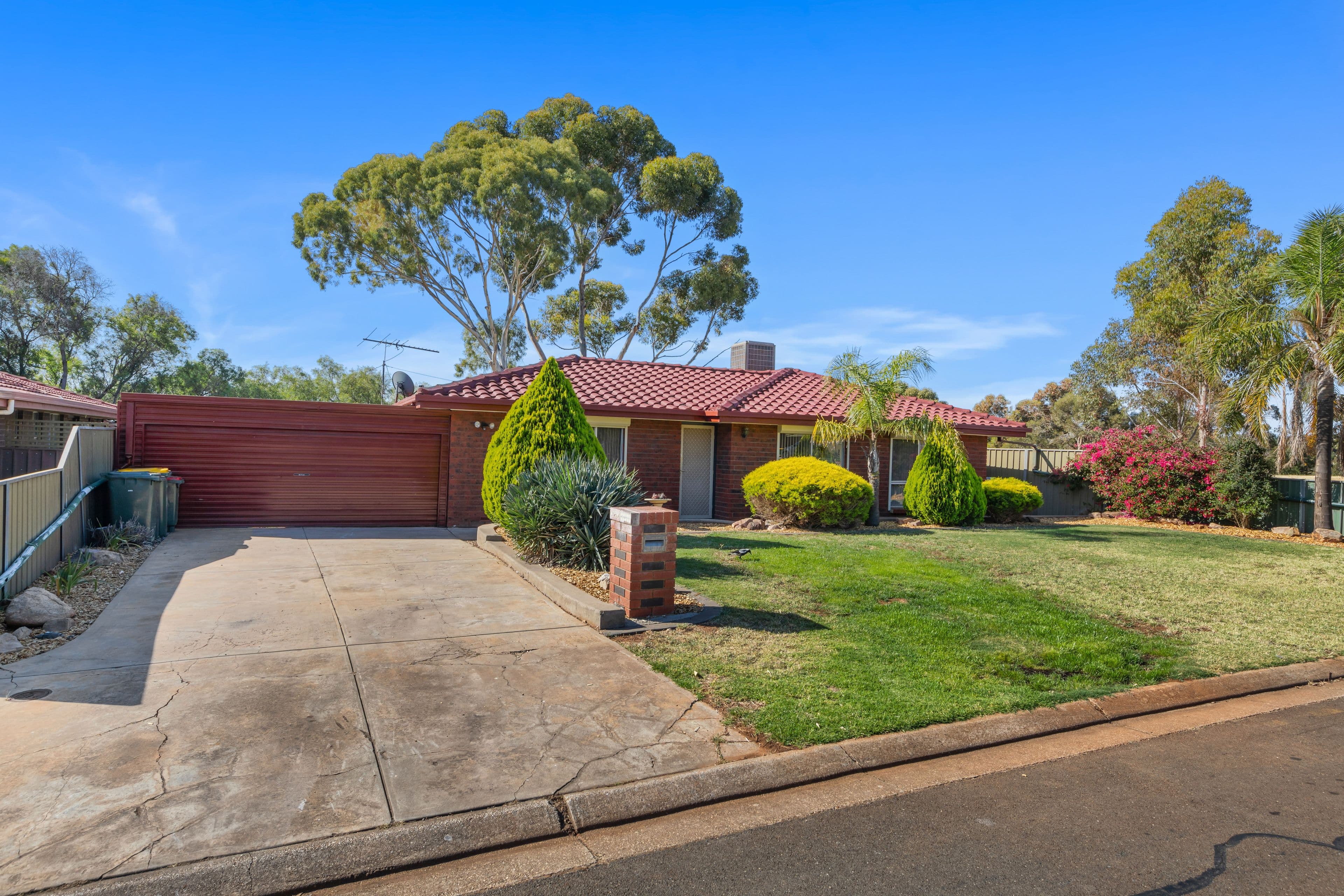 15 Otama Court, Craigmore SA 5114, Craigmore - Image 1