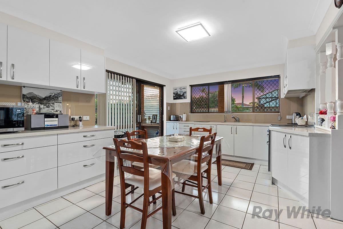 36 Carnaby Street, Macgregor QLD 4109, Macgregor - Thumbnail 3