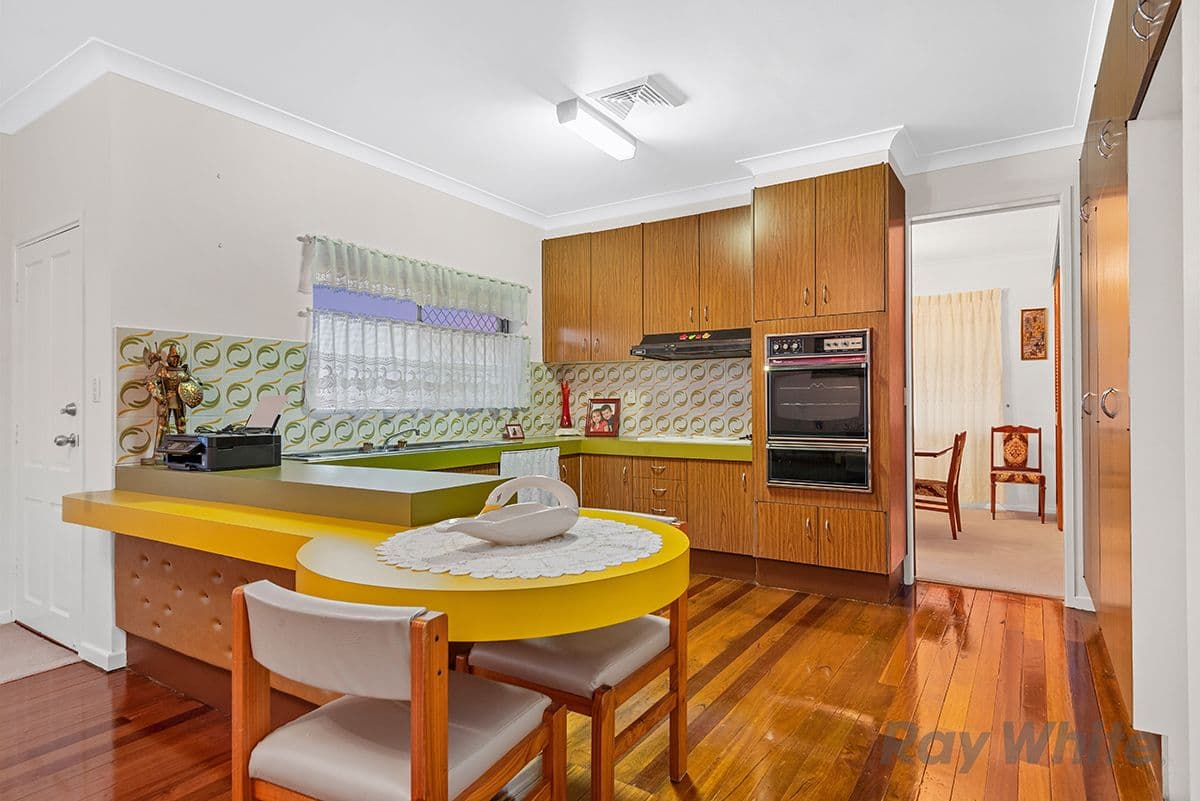 36 Carnaby Street, Macgregor QLD 4109, Macgregor - Thumbnail 6