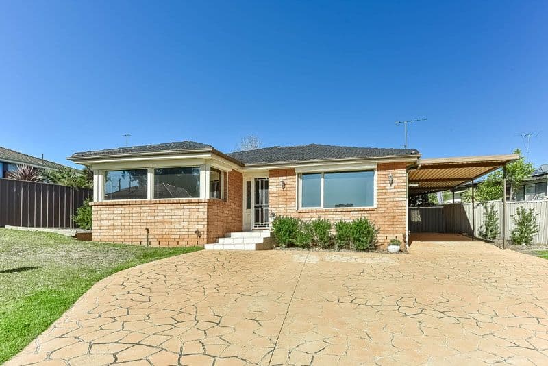 2 Jacaranda Avenue, Bradbury - Image 1