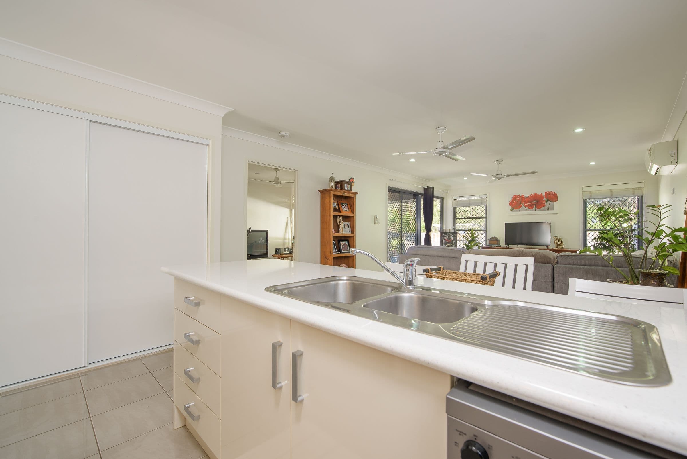 14 Christina Road, Clinton QLD 4680, Clinton - Thumbnail 6
