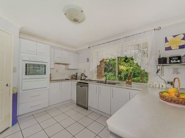 14 Stolle Court, OXENFORD QLD 4210, Oxenford - Thumbnail 7