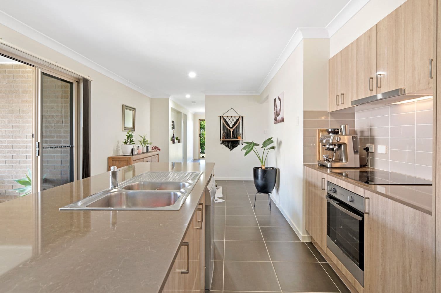 22 Greenwich Avenue, Pimpama QLD 4209, Pimpama - Thumbnail 2