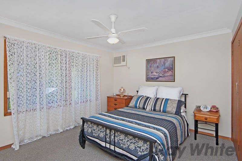 22 Margot Avenue, GOROKAN NSW 2263, Gorokan - Thumbnail 4