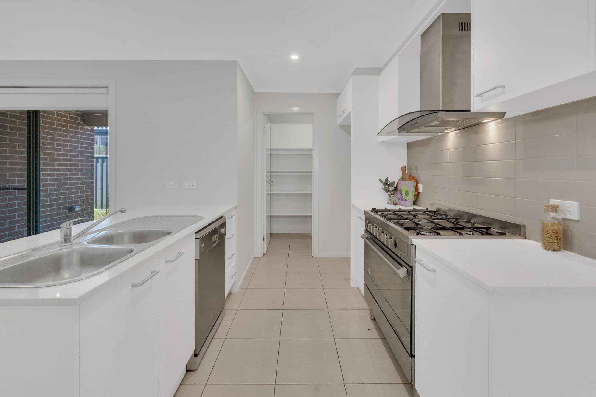 26 Ixora Crescent, MANOR LAKES VIC 3024, Manor Lakes - Thumbnail 3
