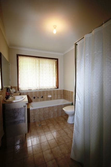 Unit 2 48 Gleeson Street, CLARE SA 5453, Clare - Thumbnail 7