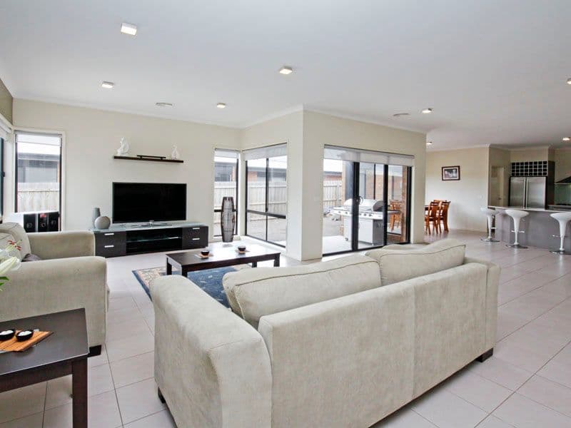 195 Heyers Road, GROVEDALE VIC 3216, Grovedale - Thumbnail 2