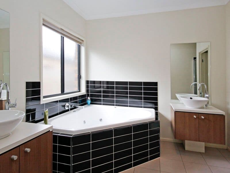 195 Heyers Road, GROVEDALE VIC 3216, Grovedale - Thumbnail 7
