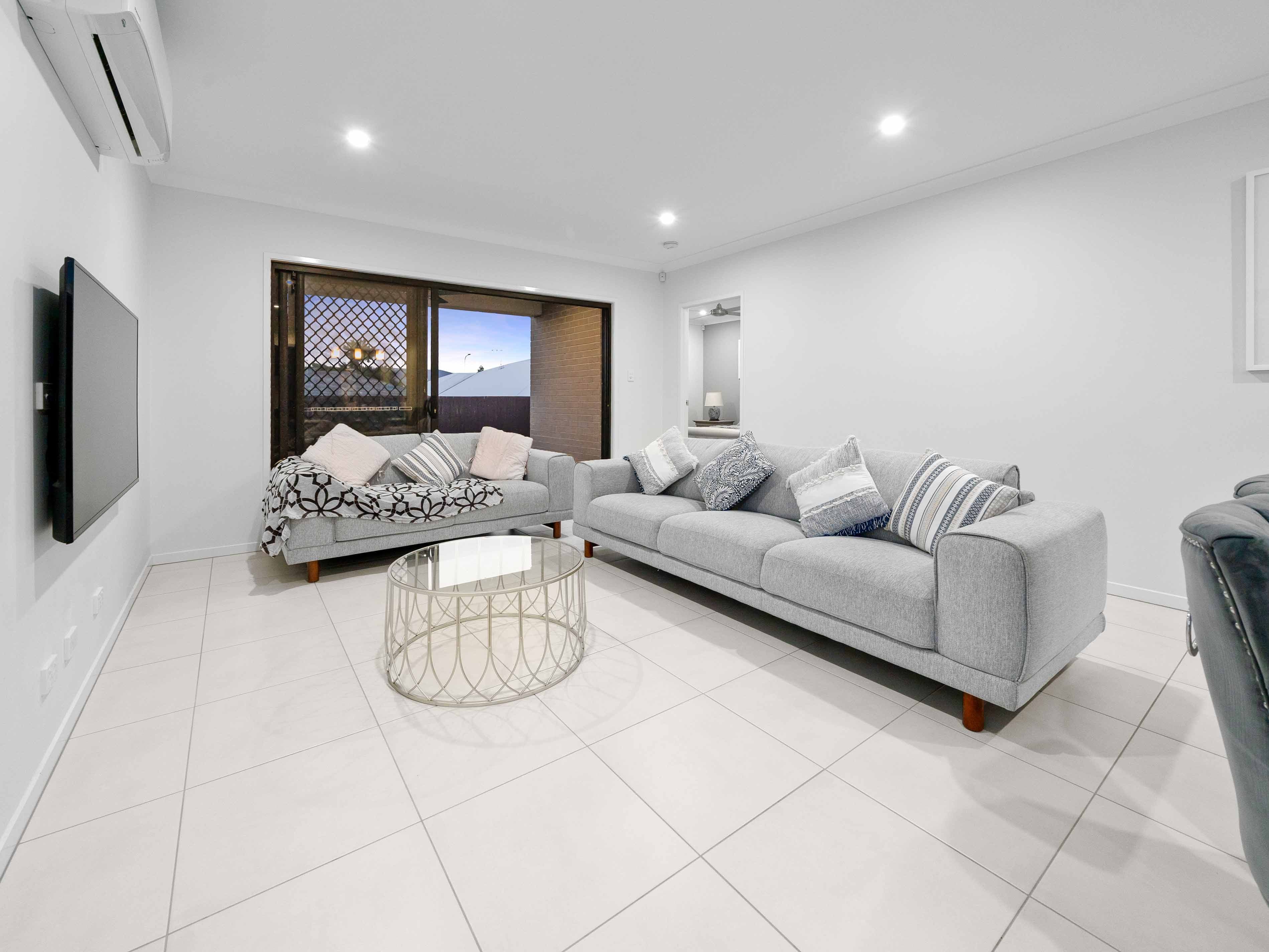 15 Dinden Road, South Ripley QLD 4306, South Ripley - Thumbnail 8