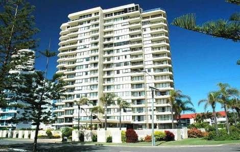114 The Esplanade, BURLEIGH HEADS QLD 4220, Burleigh Heads - Thumbnail 2