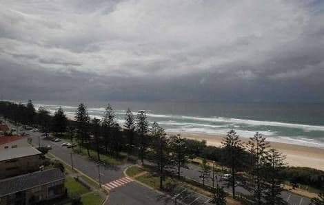 114 The Esplanade, BURLEIGH HEADS QLD 4220, Burleigh Heads - Thumbnail 8