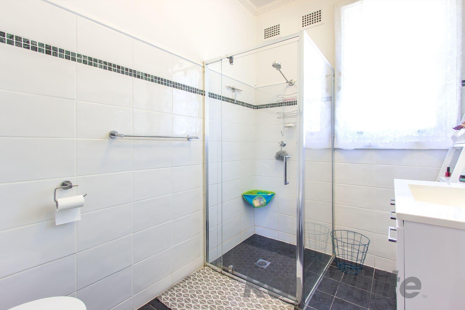 16 Fairview Avenue, Charlestown - Thumbnail 7