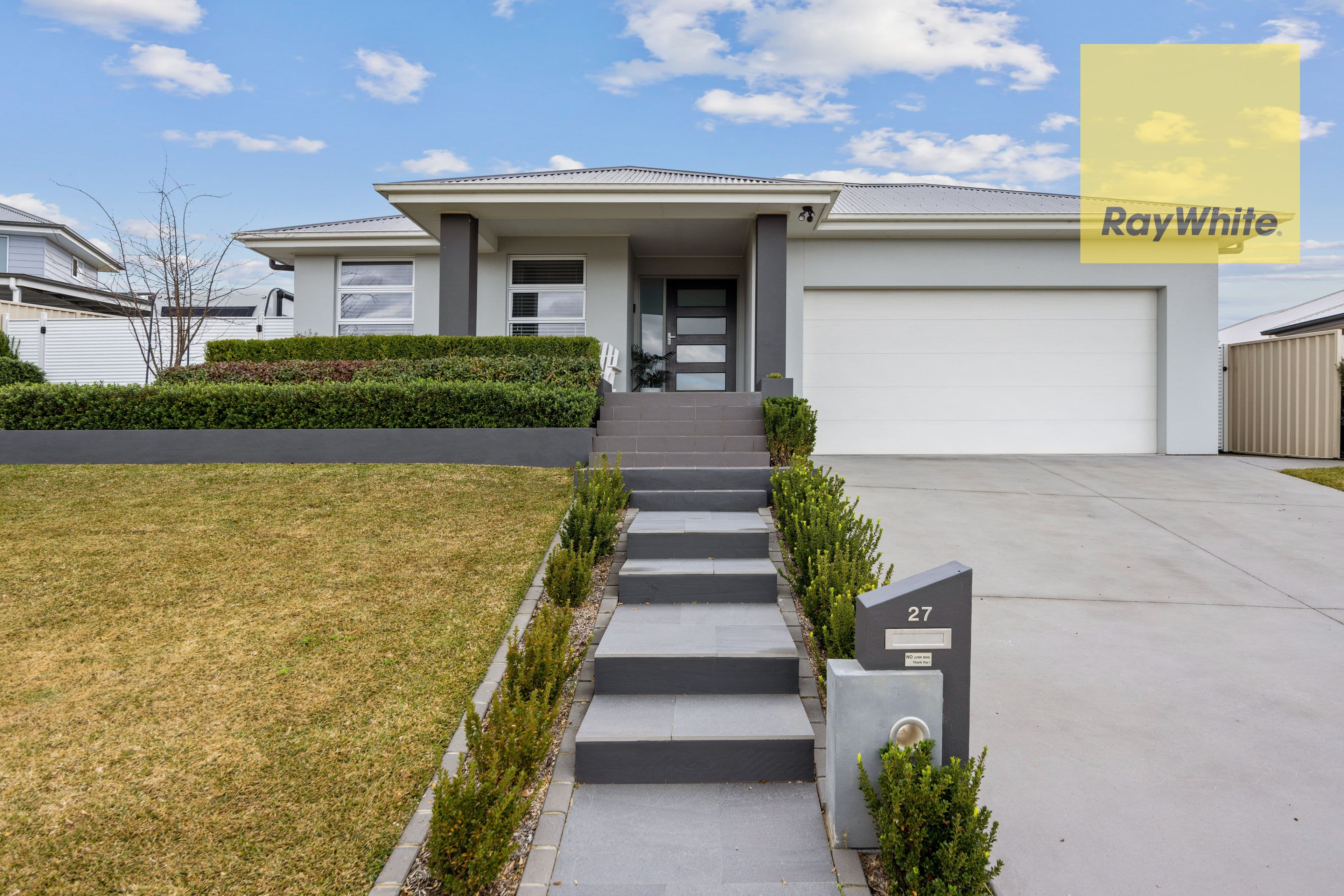 27 Swan Loop, Goulburn NSW 2580, Goulburn - Image 1