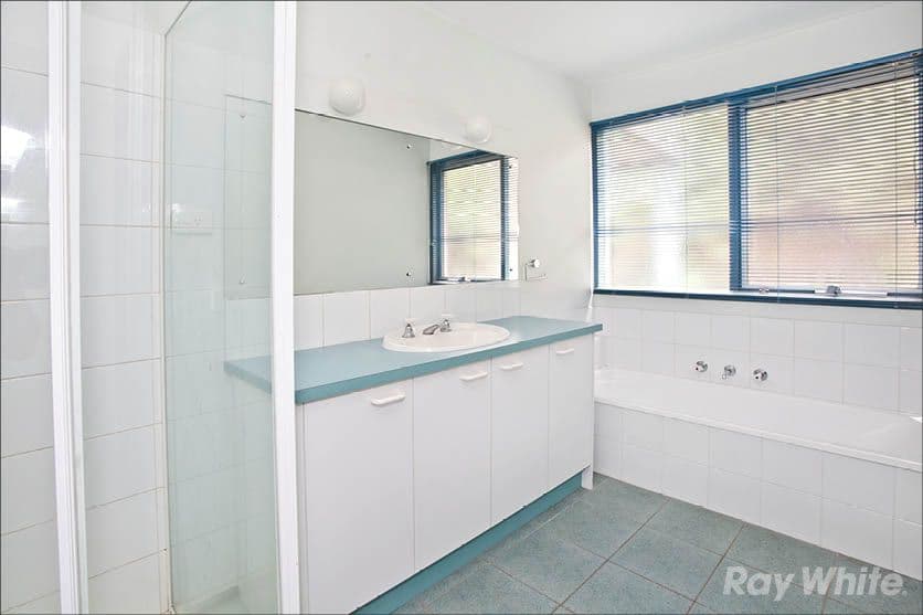 1 Mahogany Avenue, Berwick VIC 3806, Berwick - Thumbnail 6