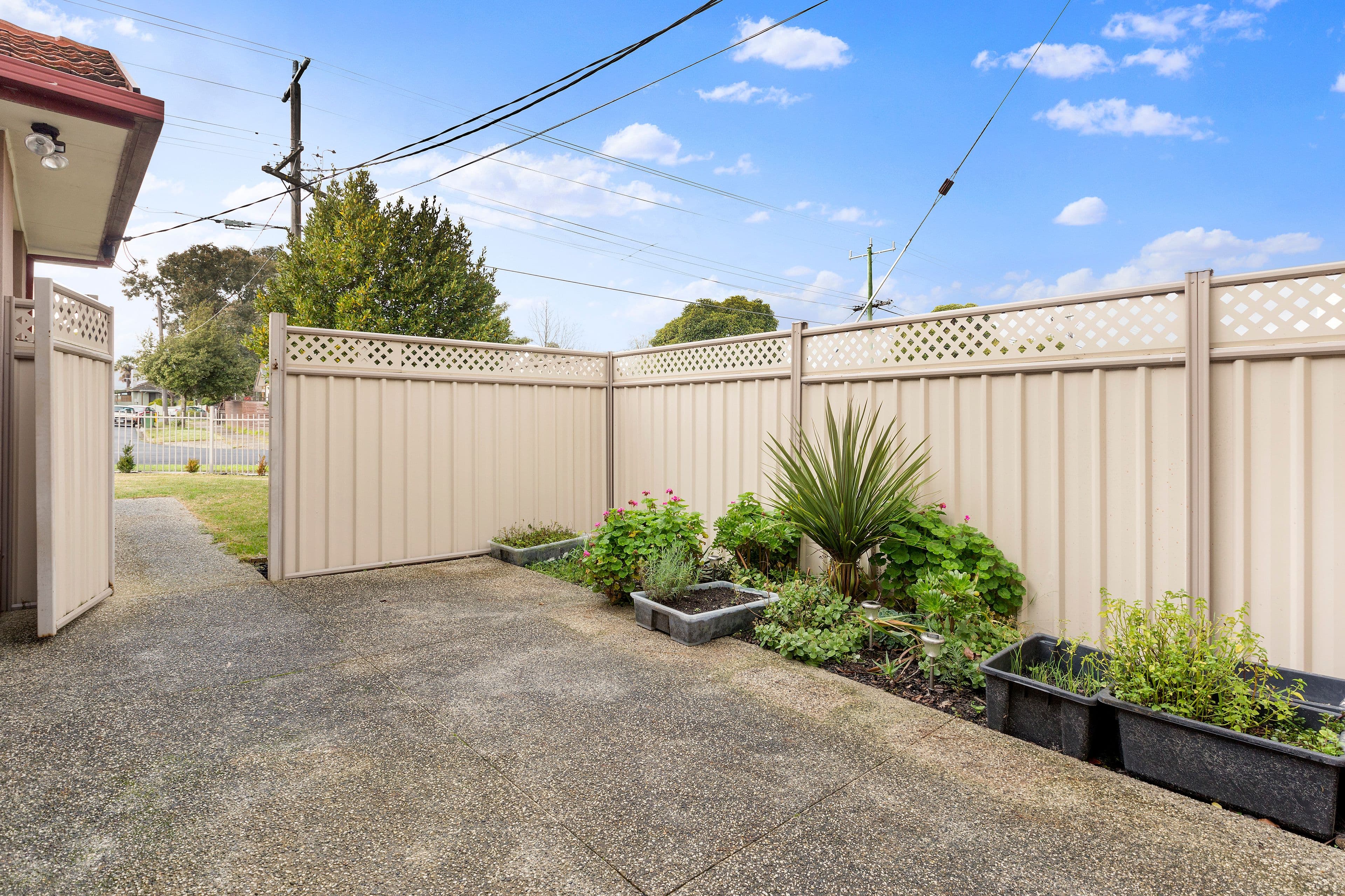 77 Bamfield Road, Heidelberg Heights VIC 3081, Heidelberg Heights - Thumbnail 3
