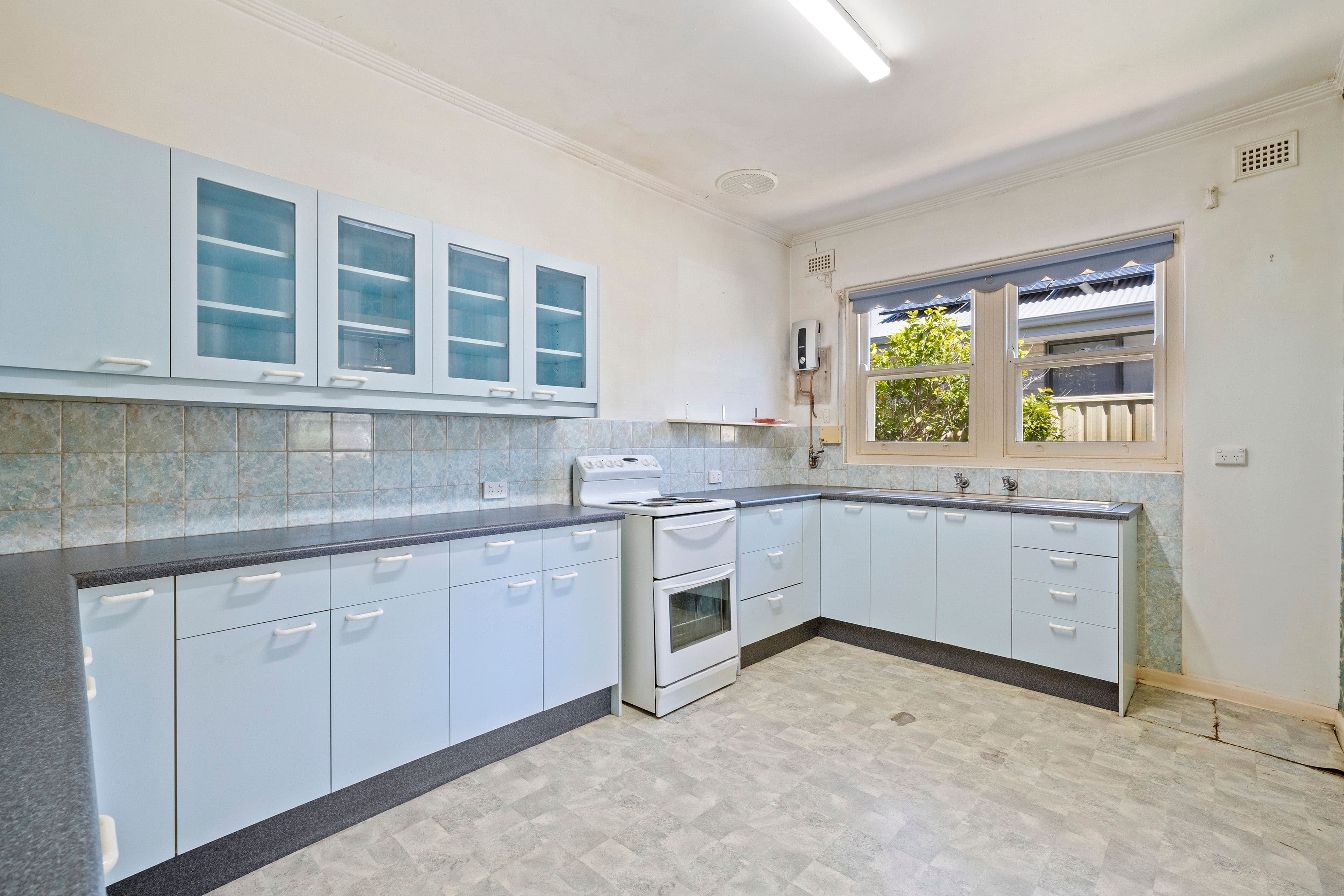 26 Kearnes Road, Oaklands Park SA 5046, Oaklands Park - Thumbnail 4