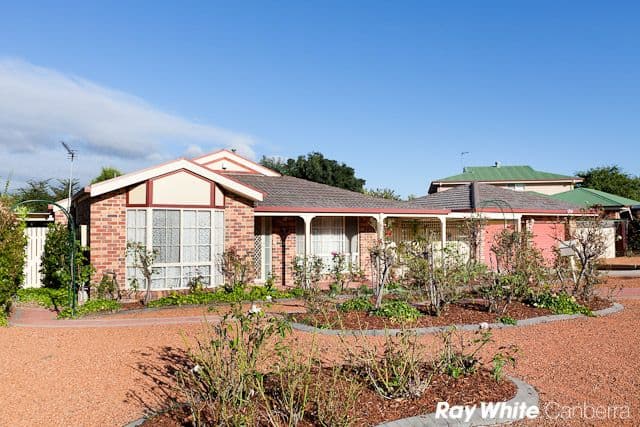 35 Lewis Luxton Avenue, GORDON ACT 2906, Gordon - Image 1
