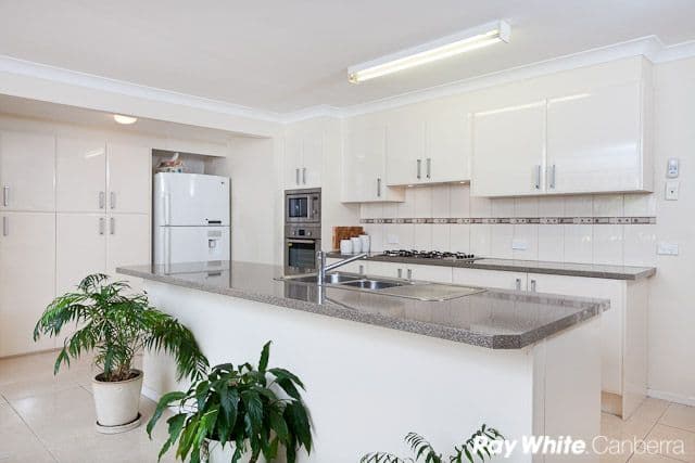 35 Lewis Luxton Avenue, GORDON ACT 2906, Gordon - Thumbnail 6