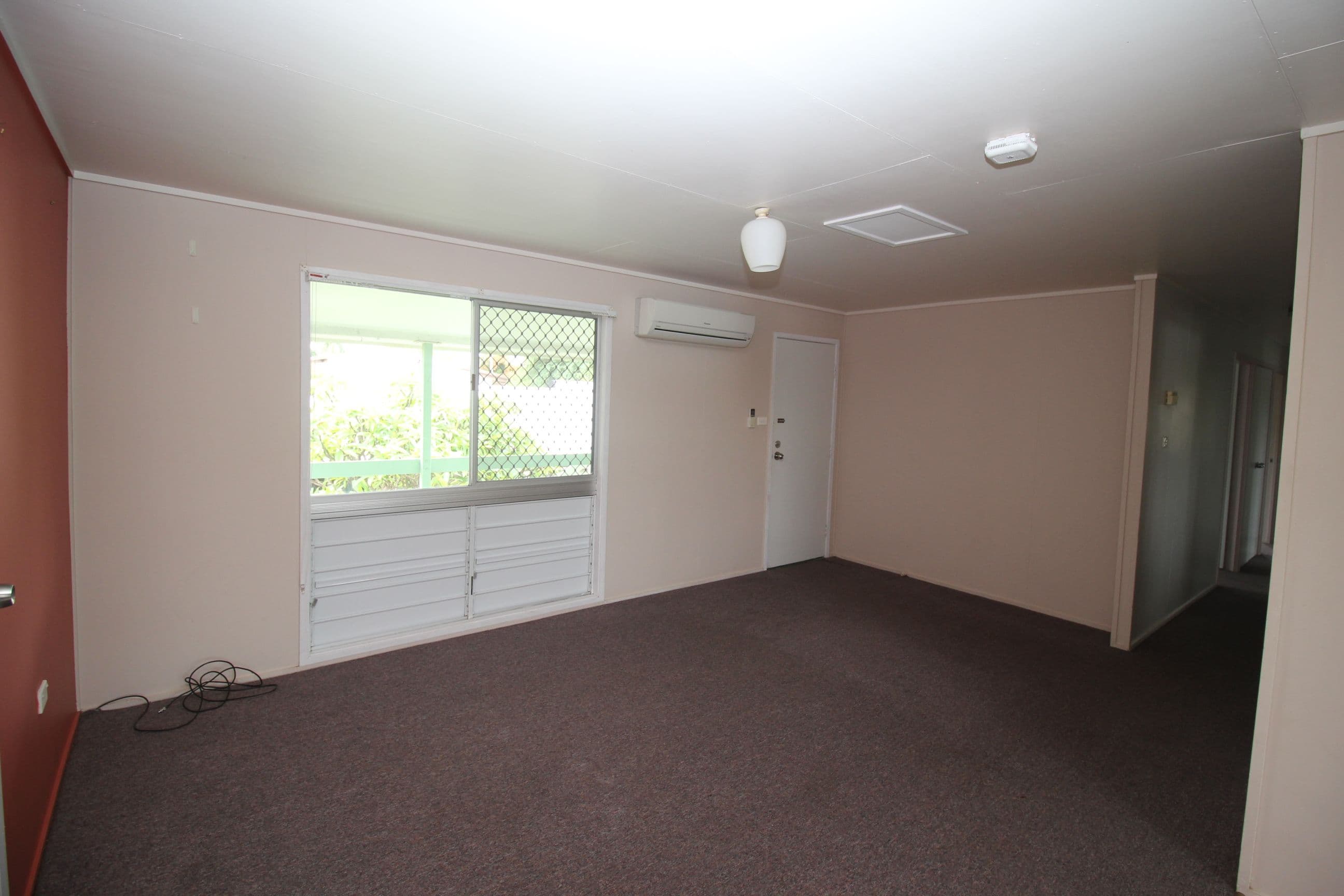 8 Garnet Street, Emerald QLD 4720, Emerald - Thumbnail 7