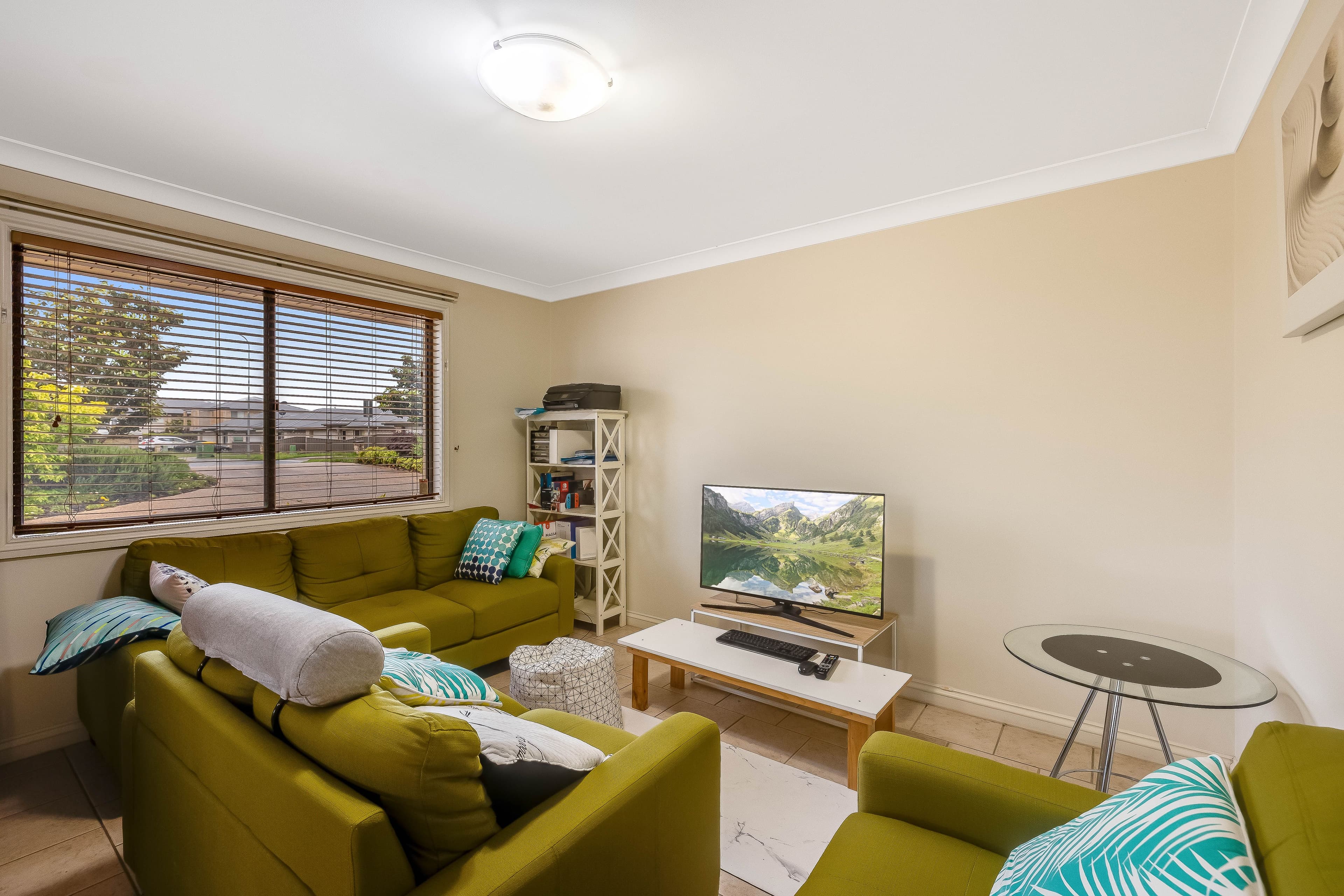 14 Uniplaza Court, Kearneys Spring QLD 4350, Kearneys Spring - Thumbnail 2
