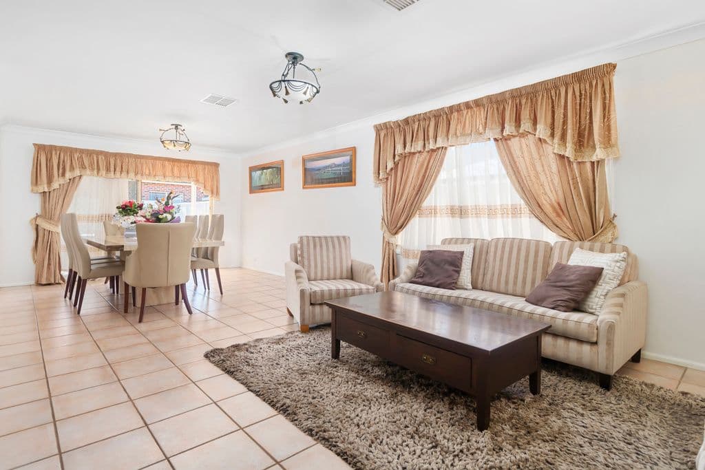 48 Athlone Street, Cecil Hills - Thumbnail 5