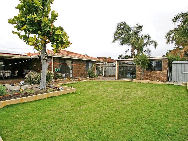 15 Shillington Way, THORNLIE WA 6108, Thornlie - Thumbnail 4