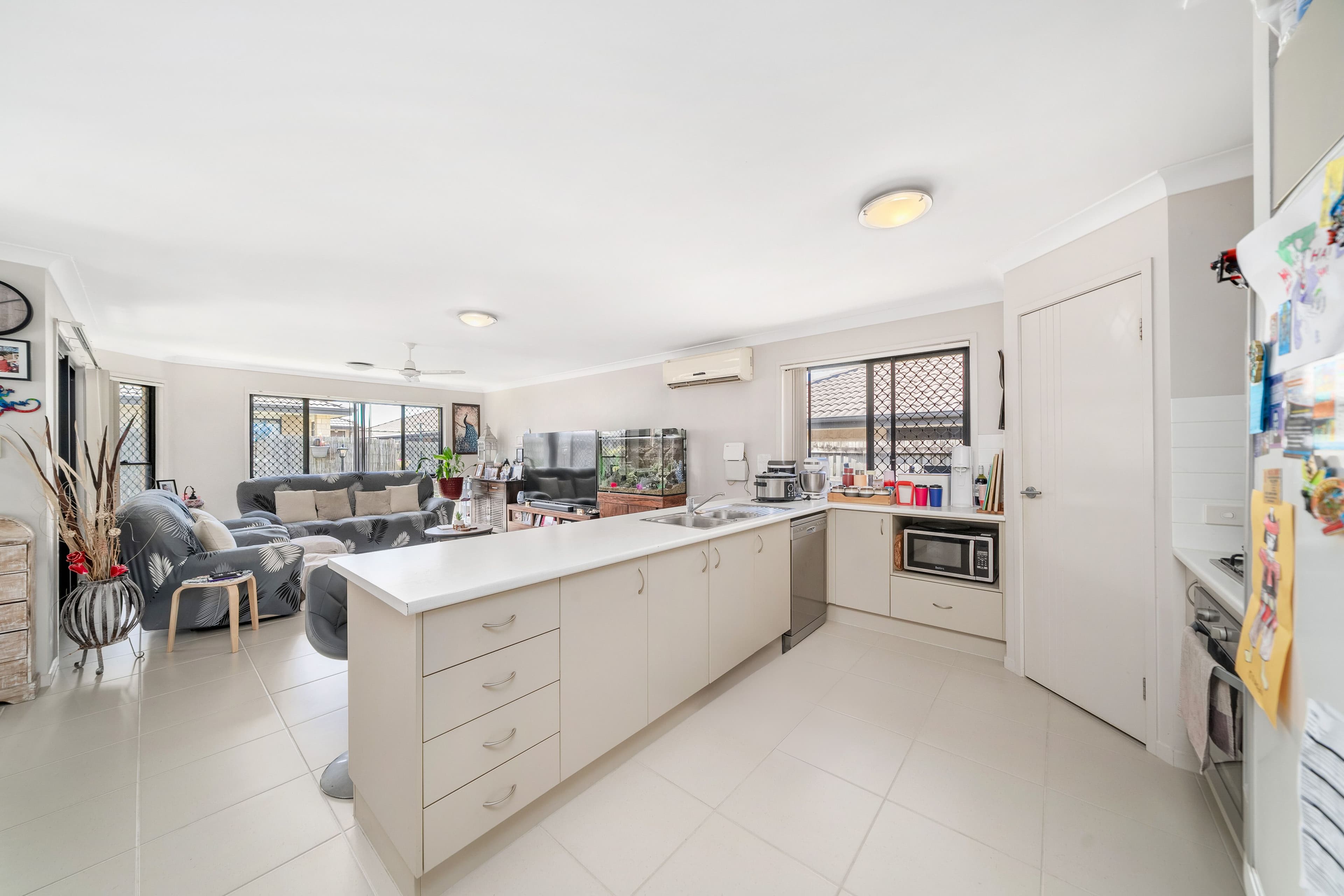 44 Duporth Crescent, Dakabin QLD 4503, Dakabin - Thumbnail 3