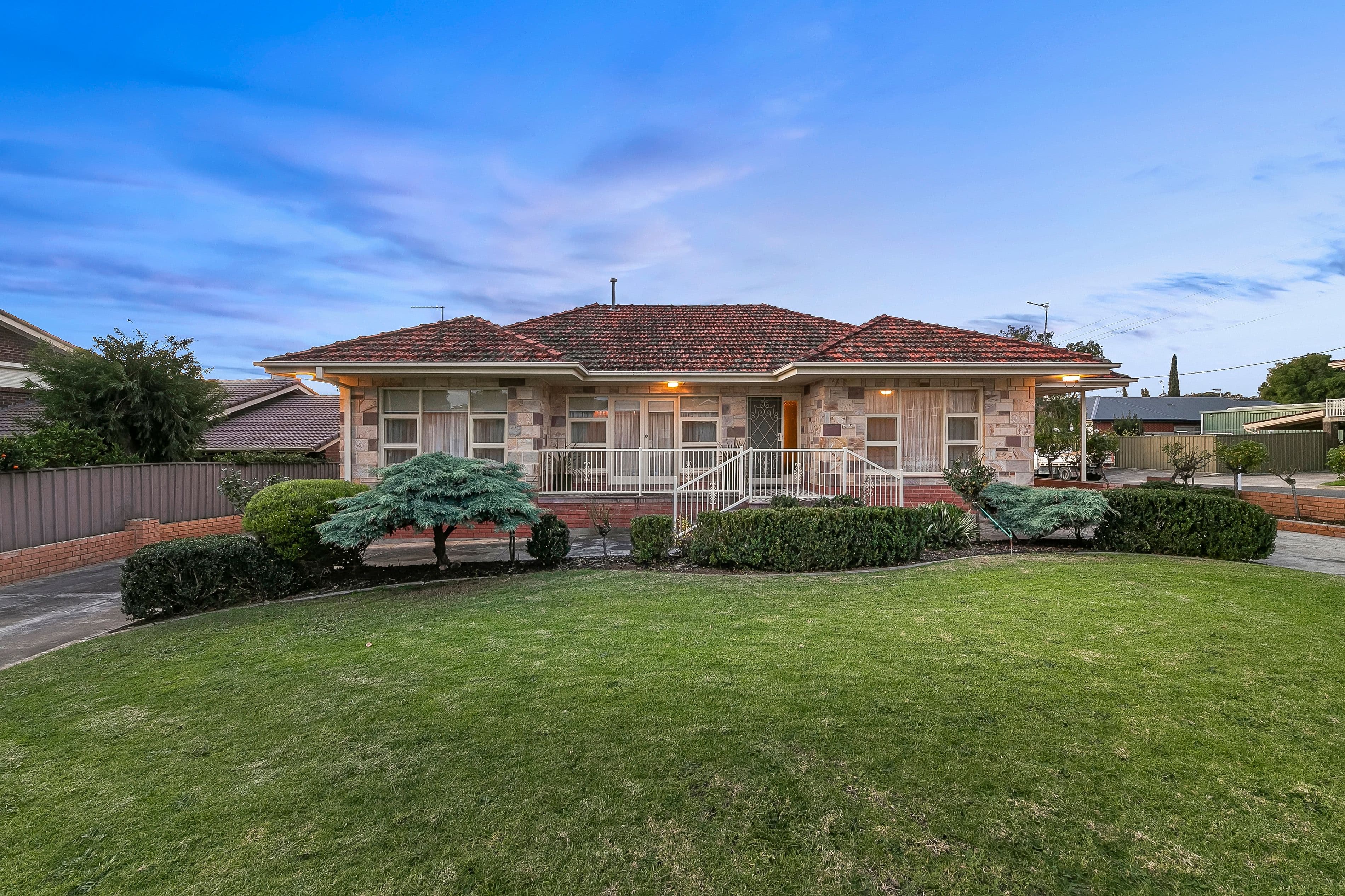 9 Launer Avenue, Rostrevor SA 5073, Rostrevor - Image 1