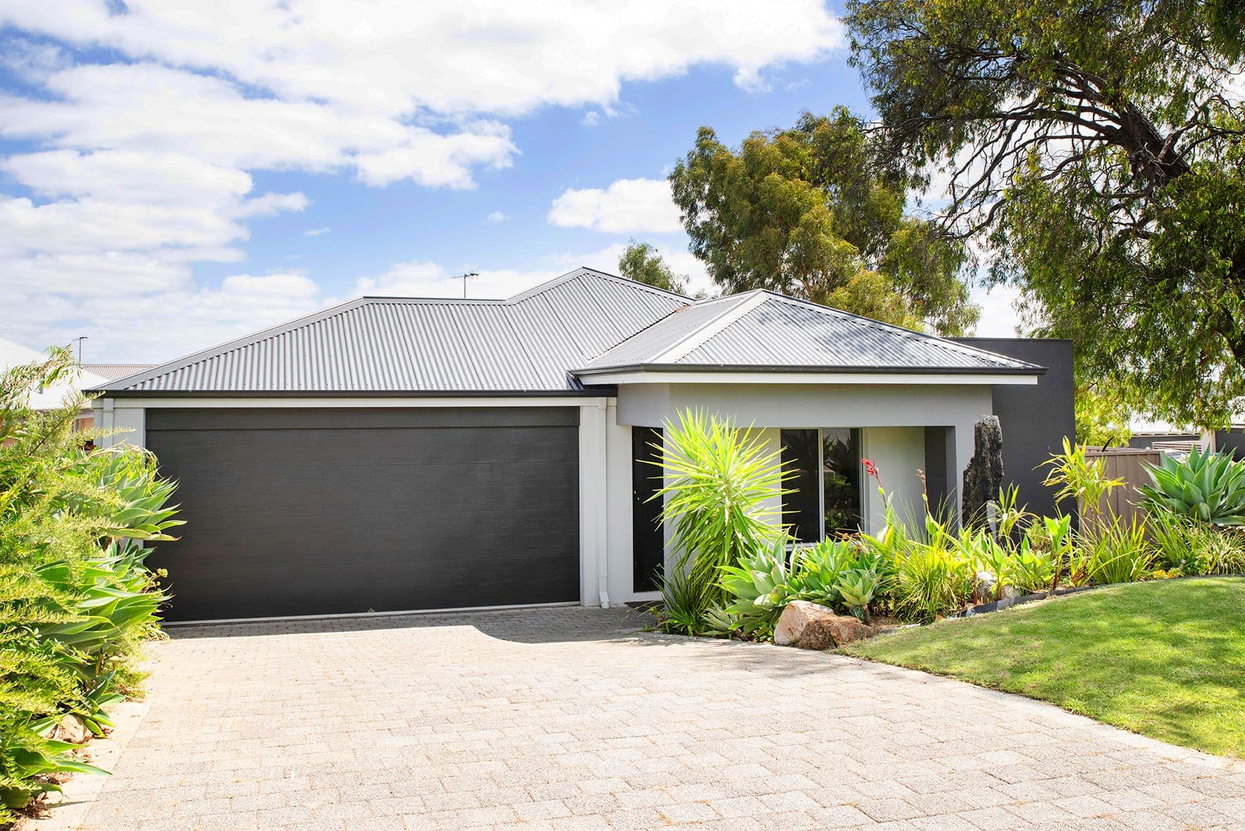 15 Tipuana Terrace, Margaret River WA 6285, Margaret River - Thumbnail 2