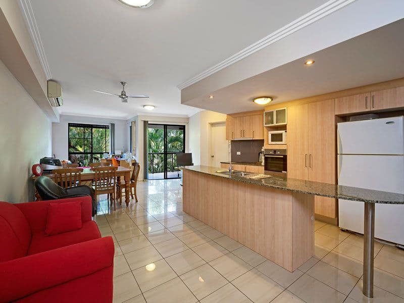 242 Grafton Street, Cairns QLD 4870, Cairns North - Thumbnail 2