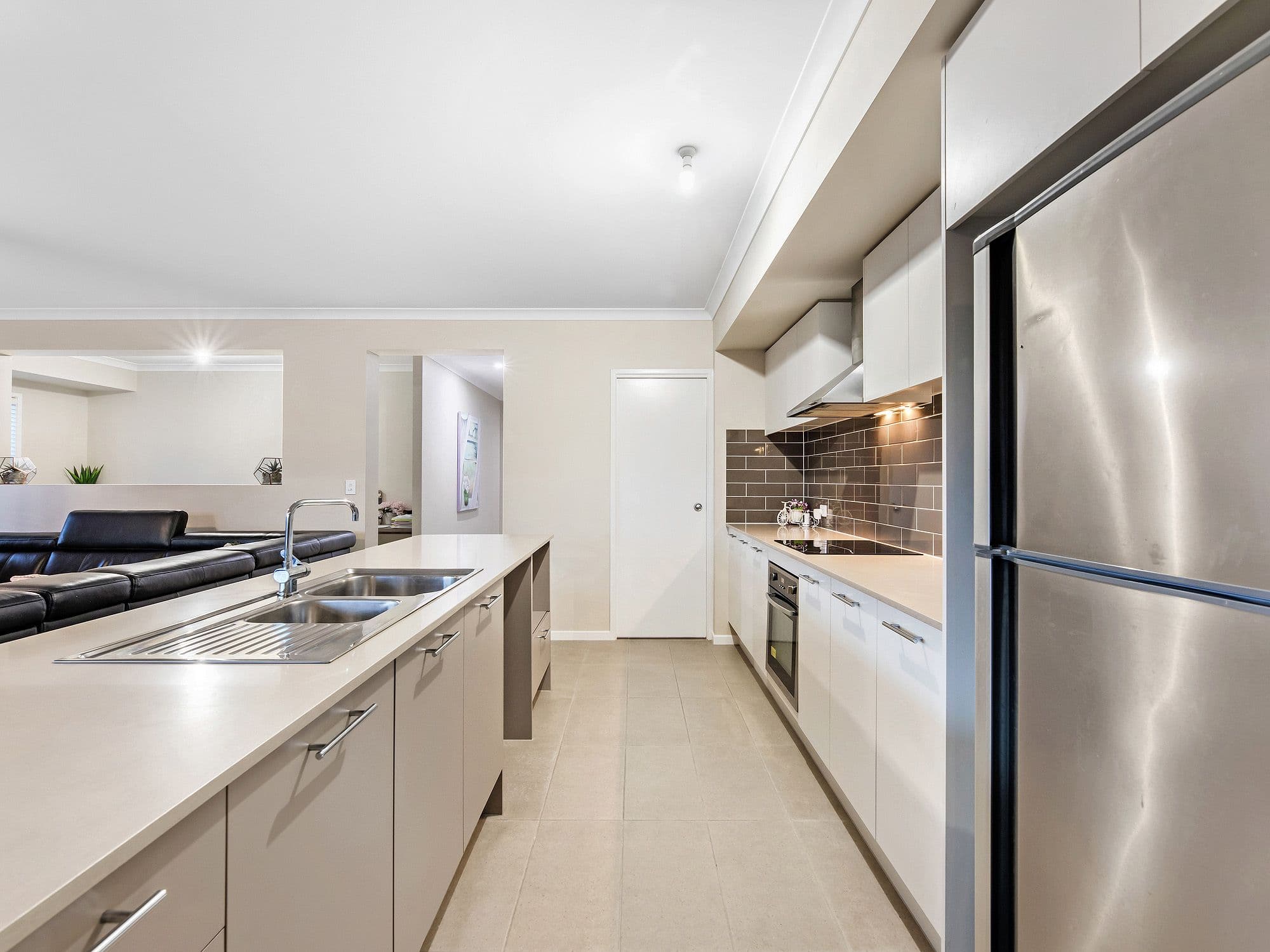 1 Lomond Street, South Ripley QLD 4306, South Ripley - Thumbnail 7