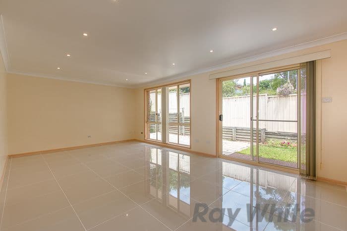 20 Madeleine Avenue, Charlestown - Thumbnail 2