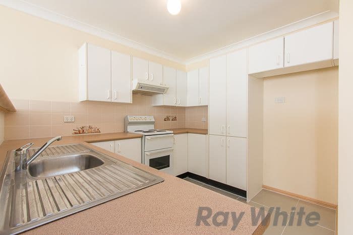 20 Madeleine Avenue, Charlestown - Thumbnail 6