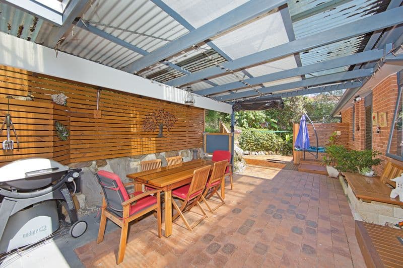 31 Shakespeare Avenue, BATEAU BAY NSW 2261, Bateau Bay - Thumbnail 2