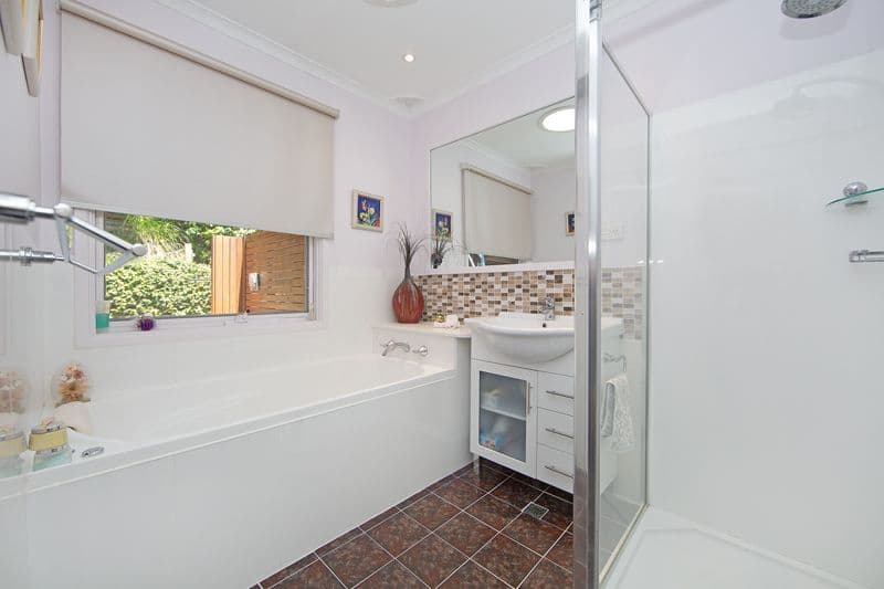 31 Shakespeare Avenue, BATEAU BAY NSW 2261, Bateau Bay - Thumbnail 8