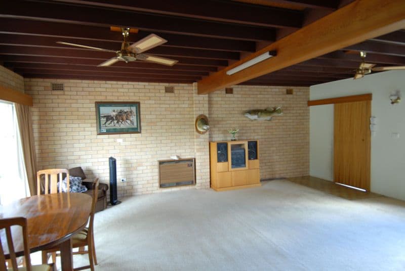 379 VICTORIA Street, Deniliquin NSW 2710, Deniliquin - Thumbnail 3