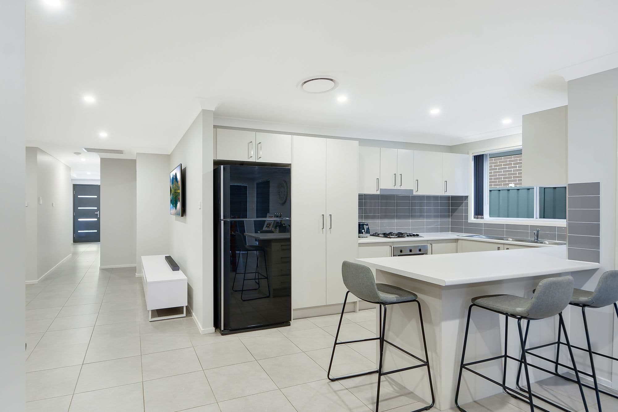 27 Franklin Grove, Oran Park - Thumbnail 4