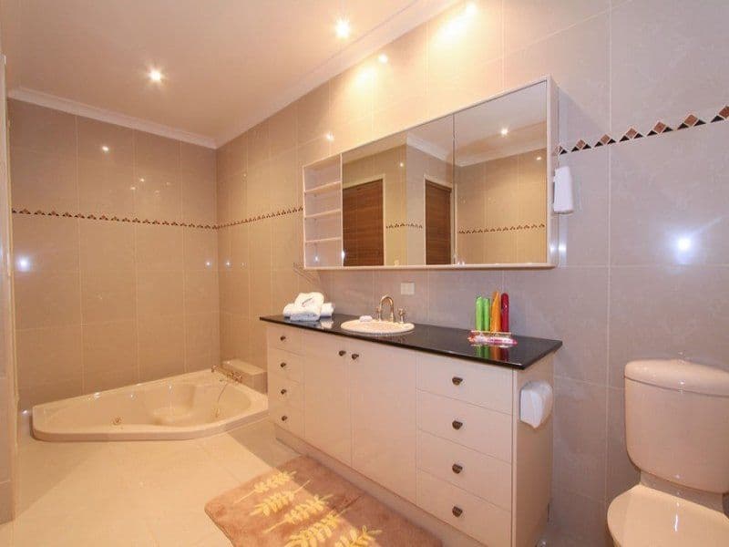 8 Gretton Court, AVOCA QLD 4670, Avoca - Thumbnail 8