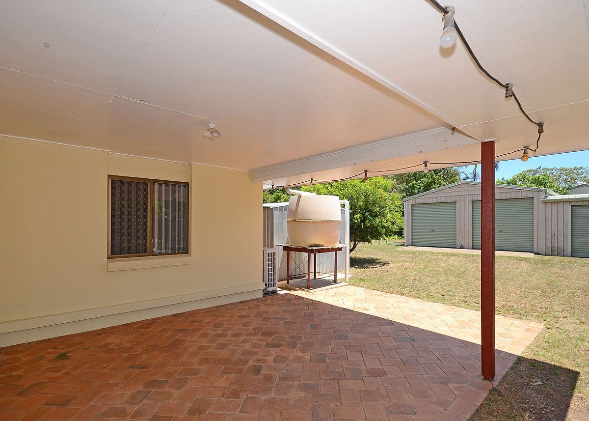 11 Pineapple Avenue, TORQUAY QLD 4655, Torquay - Thumbnail 4