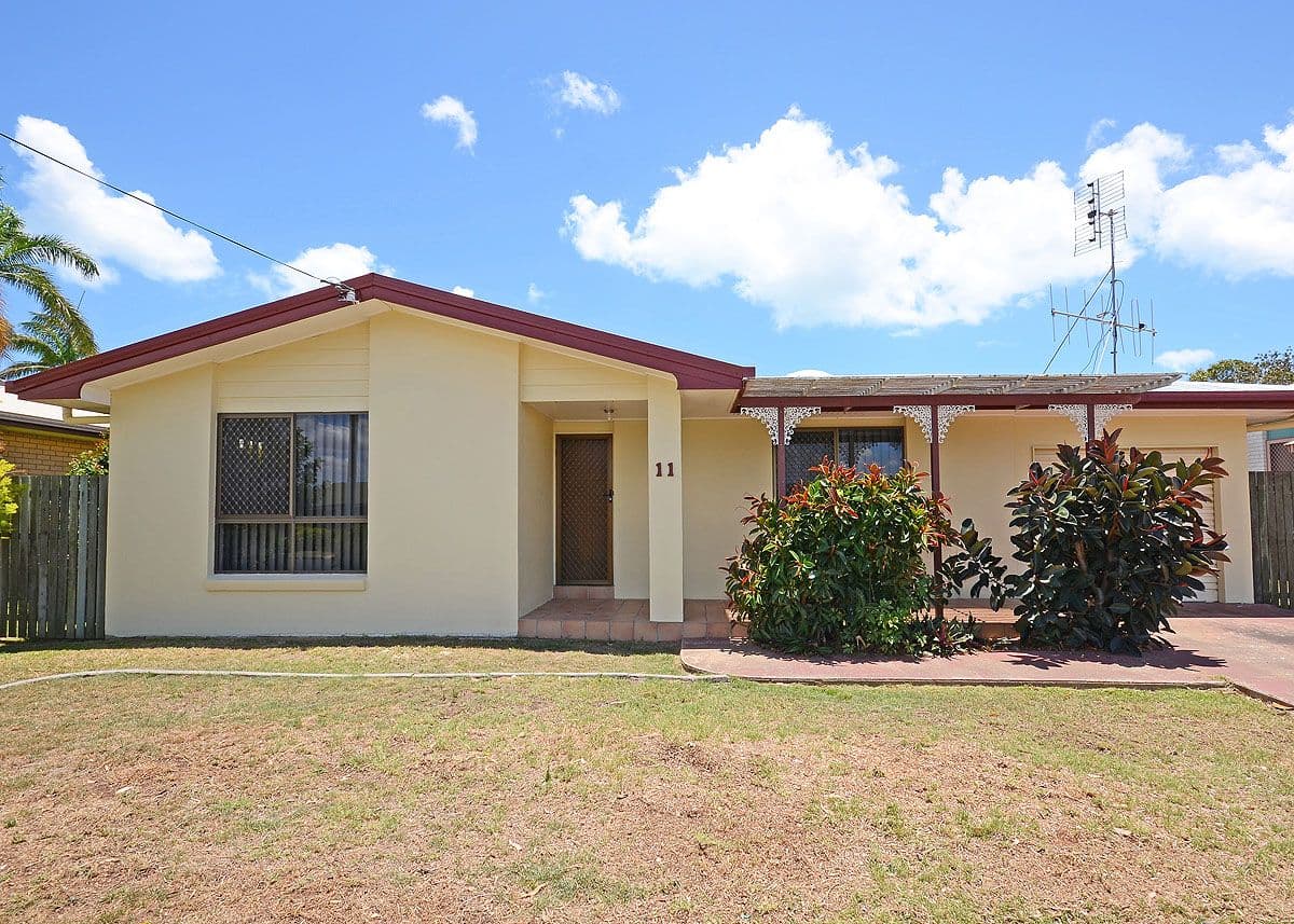 11 Pineapple Avenue, TORQUAY QLD 4655, Torquay - Thumbnail 5