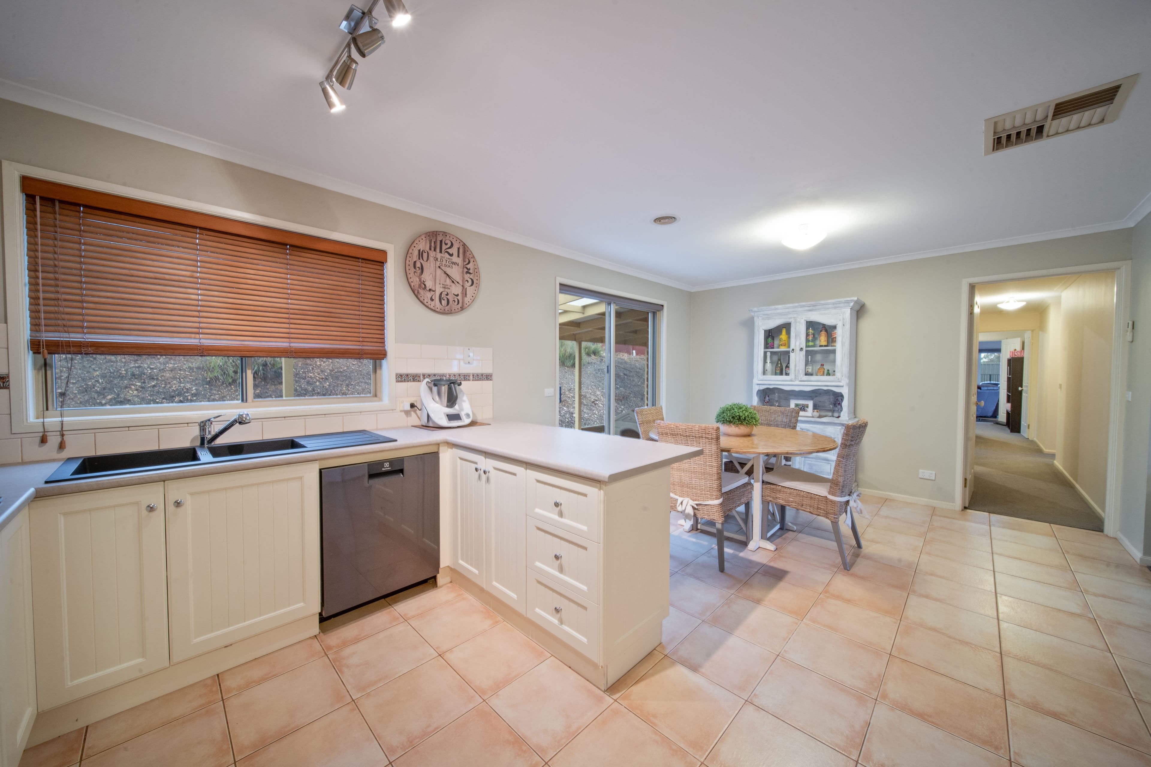 1 Kathleen Terrace, Maiden Gully VIC 3551, Maiden Gully - Thumbnail 5