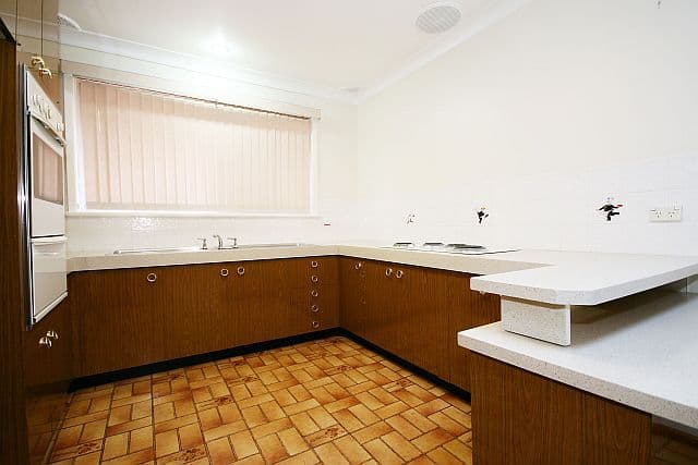 7 Brooke Street, BASS HILL NSW 2197, Bass Hill - Thumbnail 7