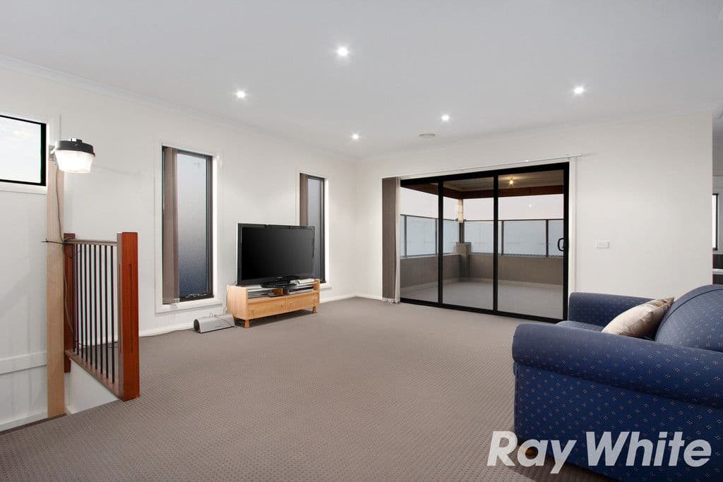 9 Charolais Court, Pakenham VIC 3810, Pakenham - Thumbnail 6
