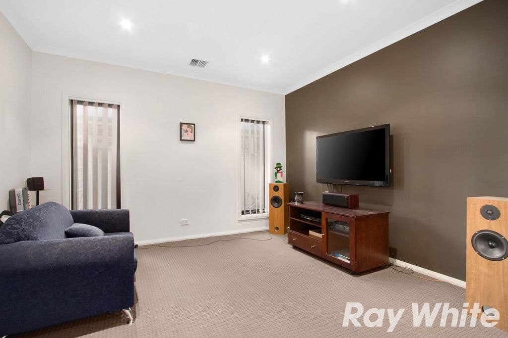 9 Charolais Court, Pakenham VIC 3810, Pakenham - Thumbnail 7