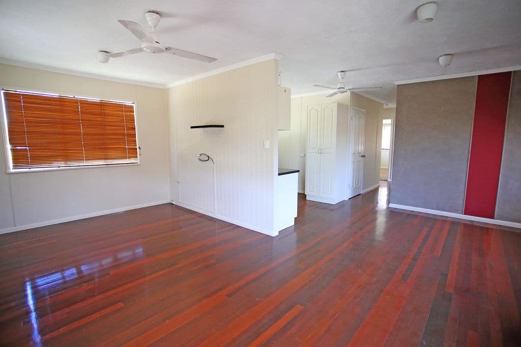 3 Illoura Street, Cranbrook QLD 4814, Cranbrook - Thumbnail 2